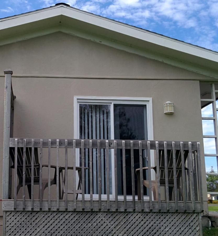 Sunny Isle Motel Summerside Extérieur photo